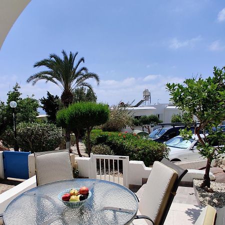 Lovely 1-Bedroom Unit @ Fabulous Location Paphos Luaran gambar